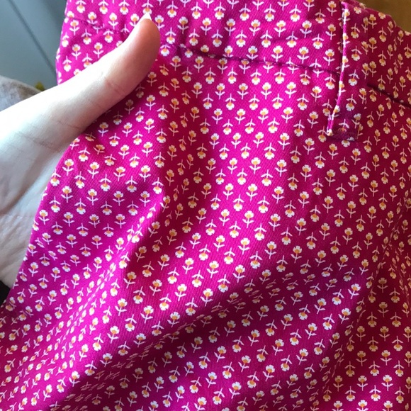 🛍️4/$20🛍️ Pink Patterned Old Navy Shorts - Picture 6 of 7